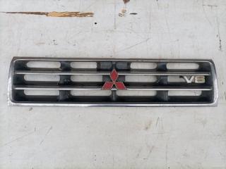 Решетка радиатора Mitsubishi Pajero 2