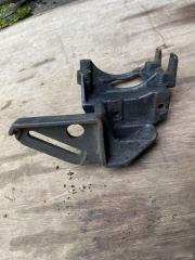 Кронштейн компрессора кондиционера Mitsubishi Pajero 2 Б/У Кронштейн компрессора кондиционера Mitsubishi Pajero 2