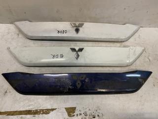 Накладка двери багажника Mitsubishi Outlander XL