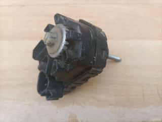 Корректор фары Nissan Teana 2005-2008