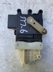 Моторчик заслонки отопителя Mazda 6 2005-2008