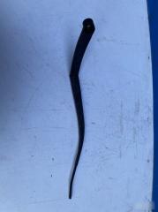 Запчасть поводок стеклоочистителя левый Mitsubishi L200 2006-2014