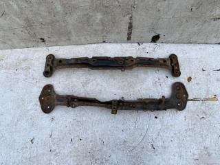 Запчасть балка под радиатор Volkswagen Golf 1984-1992 Б/У Балка под радиатор Volkswagen Golf 1984-1992 Б/У