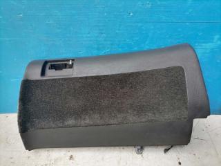 Бардачок Audi V8