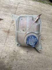 Бачок расширительный Audi 80 Б/У Бачок расширительный Audi 80