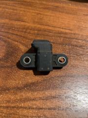 Датчик положения коленвала Mitsubishi Outlander 1 Б/У Датчик положения коленвала Mitsubishi Outlander 1