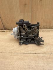 Замок двери передний левый Audi A8