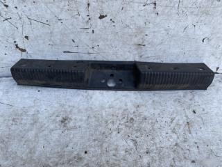 Кожух замка багажника Ford Focus 1