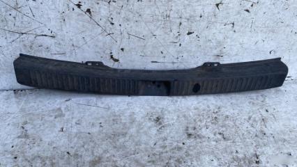 Кожух замка багажника Mitsubishi Lancer 9