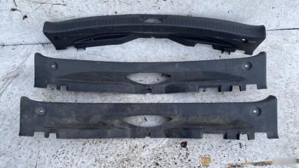 Кожух замка багажника Nissan Qashqai