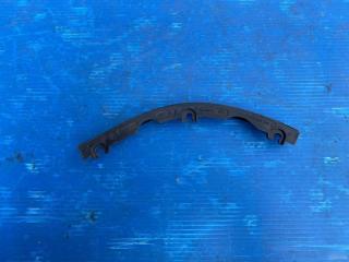 Крепление уплотнителя двери переднее Audi A6