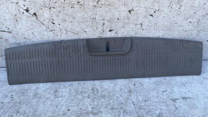 Накладка замка багажника Dodge Caravan