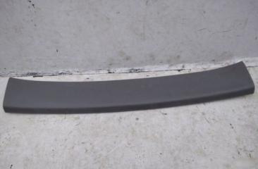 Накладка крышки багажника Dodge Caravan 3 1995-2000