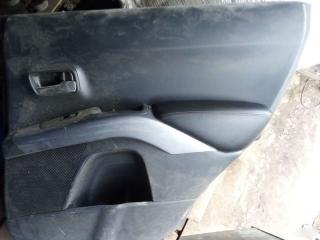 Обшивка двери задняя правая Mitsubishi Outlander XL 2005-2009
