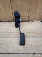 Педаль газа Mitsubishi L200