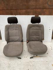 Запчасть сиденья передняя Audi 80 1986-1991