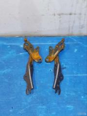 Запчасть петли капота Mazda 3 BL BBM252420B Б/У Петли капота Mazda 3 BL BBM252420B Б/У