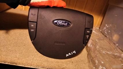 Подушка безопасности водителя Ford Mondeo 3