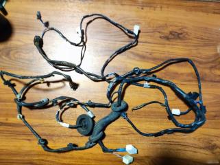 Проводка двери багажника Mitsubishi Pajero 4