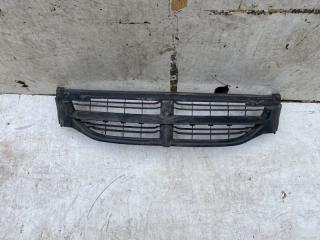 Решетка радиатора Dodge Caravan 3