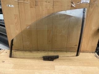 Запчасть стекло двери переднее левое Audi A8 D2 1994-1999