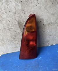 Фото запчасти фонарь задний правый Ford Focus 1 1998-2004 Б/У запчасть Запчасть фонарь задний правый Ford Focus 1 1998-2004