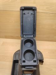 Бардачок между сиденьями Mitsubishi Pajero 2 6g74