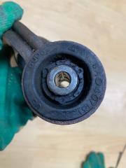 Рычаг нижний передний левый 80 B4 B4