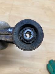 Рычаг нижний передний левый 80 B4 B4