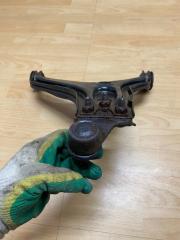 Рычаг нижний передний левый 80 B4 B4