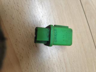 Реле топливного насоса Nissan Primera