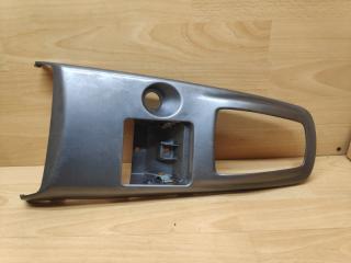 Консоль центральная Mitsubishi Lancer 9 2006 Б/У Консоль центральная Mitsubishi Lancer 9 2006