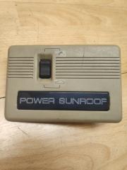 Блок управления люком Mitsubishi Pajero 2