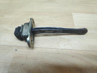 Ограничитель двери Mitsubishi Pajero 2 Б/У Ограничитель двери Mitsubishi Pajero 2