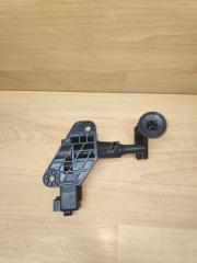 Моторчик форточки правый Caravan 3