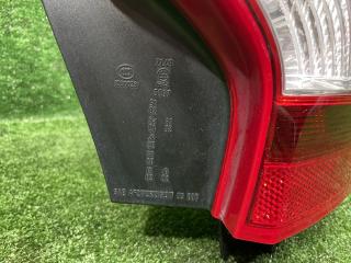 Стоп-сигнал правый V60 2 011 MV48