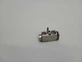 Фото запчасти клапан кондиционера BMW 3-Series 1998 Б/У запчасть Запчасть клапан кондиционера BMW 3-Series 1998