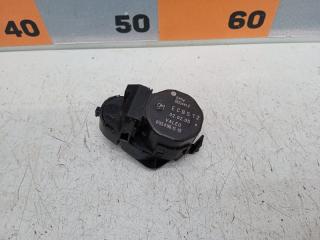 Запчасть моторчик заслонки отопителя BMW X5 2005