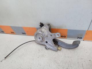 Фото запчасти педаль стояночного тормоза Mercedes-Benz E-Class 1998 Б/У запчасть Запчасть педаль стояночного тормоза Mercedes-Benz E-Class 1998