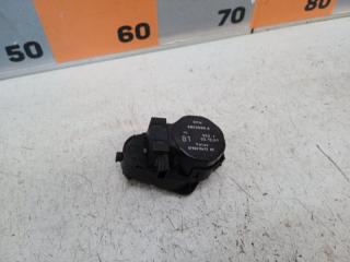 Запчасть моторчик заслонки отопителя BMW X5 2000