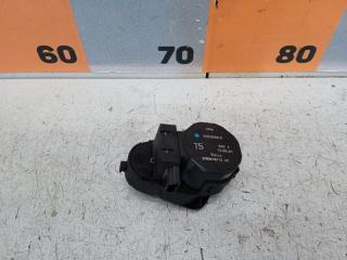 Фото запчасти моторчик заслонки отопителя BMW X5 2000-2007 Б/У запчасть Запчасть моторчик заслонки отопителя BMW X5 2000-2007