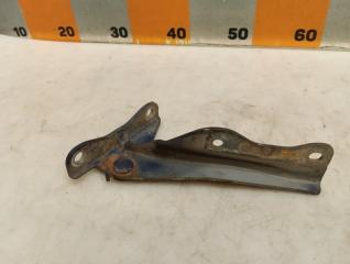 Фото запчасти петля капота правая Subaru Outback 1999 Б/У запчасть Запчасть петля капота правая Subaru Outback 1999