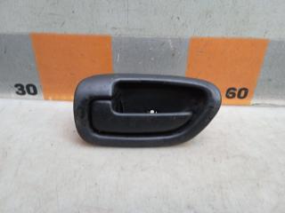 Запчасть ручка двери внутренняя левая Dodge Stratus 2000