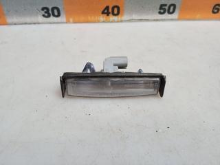 Запчасть фонарь подсветки номера Toyota Camry 2008