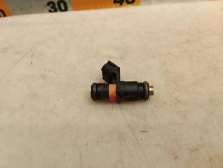 Запчасть форсунка топливная Skoda Fabia