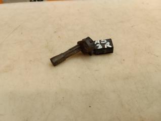 Запчасть датчик abs задний Skoda Octavia