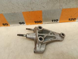 Запчасть кронштейн двигателя правый Nissan Maxima 2003