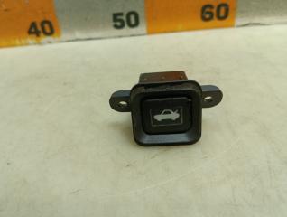 Запчасть кнопка открывания багажника Honda CR-V 2003