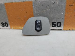 Запчасть кнопка стеклоподъемника задняя Mercedes-Benz E-Class