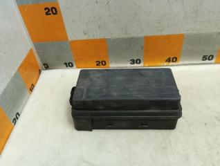 Запчасть блок предохранителей под капотом Chevrolet Cruze